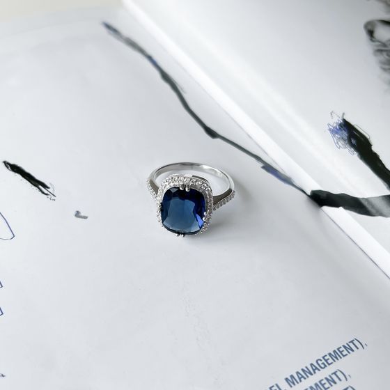 Серебряное кольцо с танзанитом nano 4.403ct
