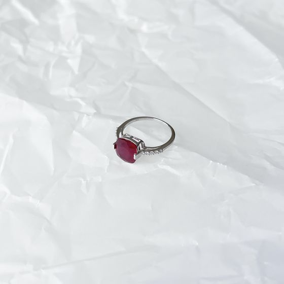 Серебряное кольцо с рубином 4.407ct