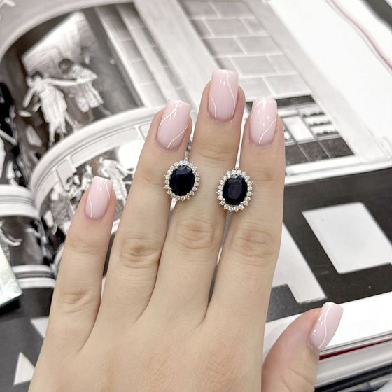 Срібні сережки з сапфіром 7,199 карата та фіанітами