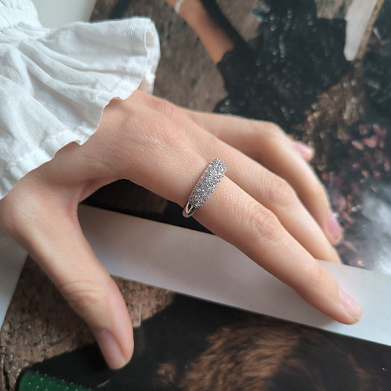 Silver ring with cubic zirconia