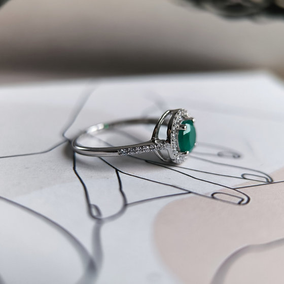 Silver ring with agate 1.099ct, cubic zirconia