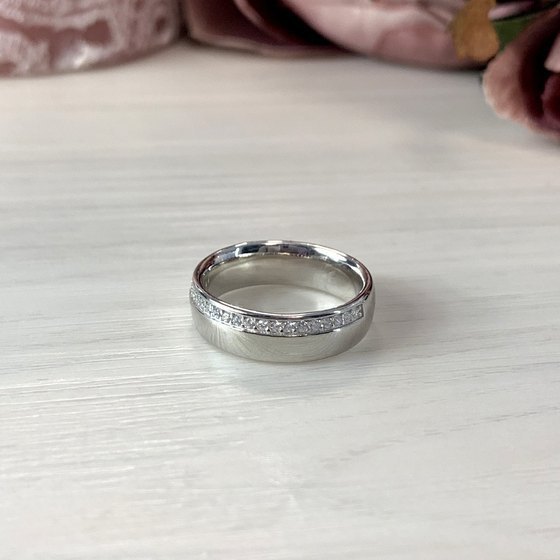 Серебряное кольцо с фианитами