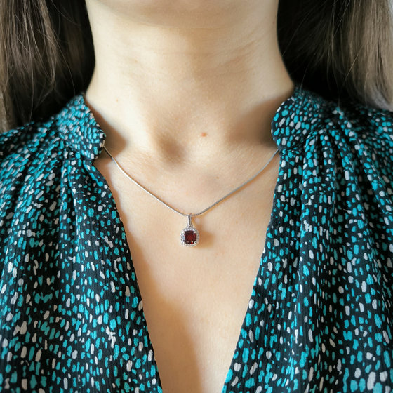 Серебряная подвеска с гранатом 1.503ct