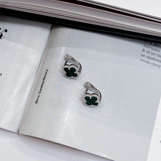 Silver earrings with malachite, fianites