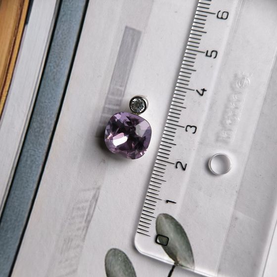 Срібна підвіска з фіанітами