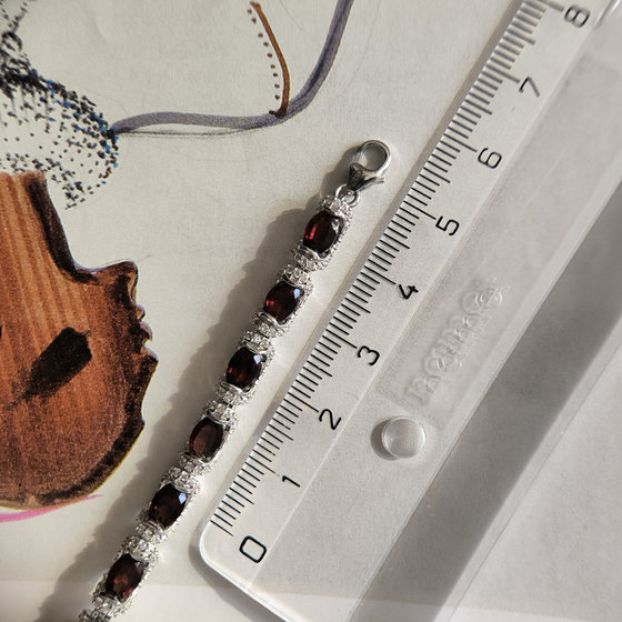 Срібний браслет з гранатом 12.077ct