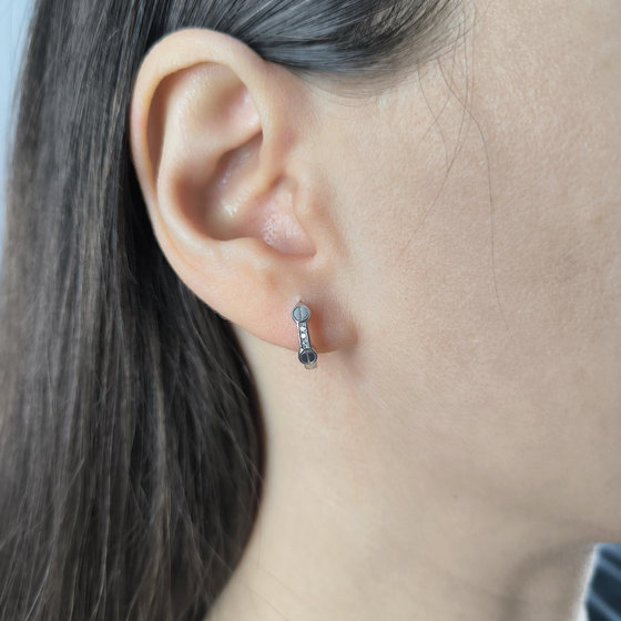 Silver earrings with cubic zirconia