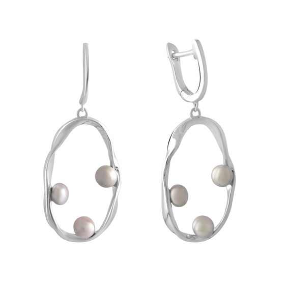 Silver earrings with pearls