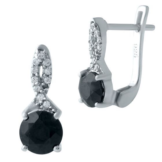 Silver earrings with a 2.555-carat sapphire