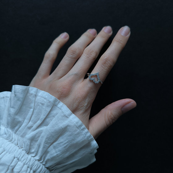 Silver ring with cubic zirconia