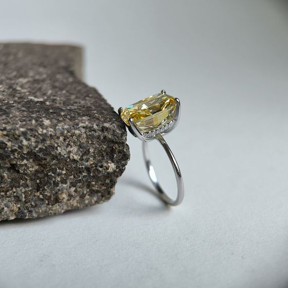 Silver Ring with Fianites