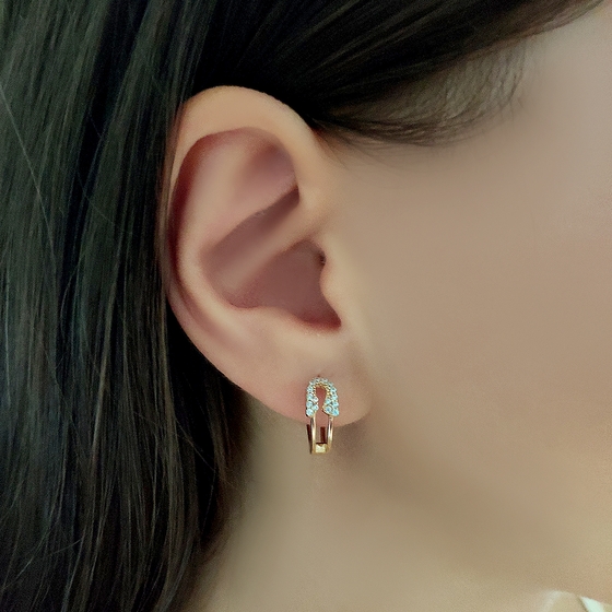 Золотые серьги с фианитами