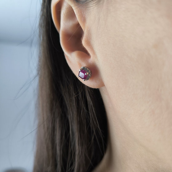 Срібні сережки з рубіном 2.146ct, фіанітами