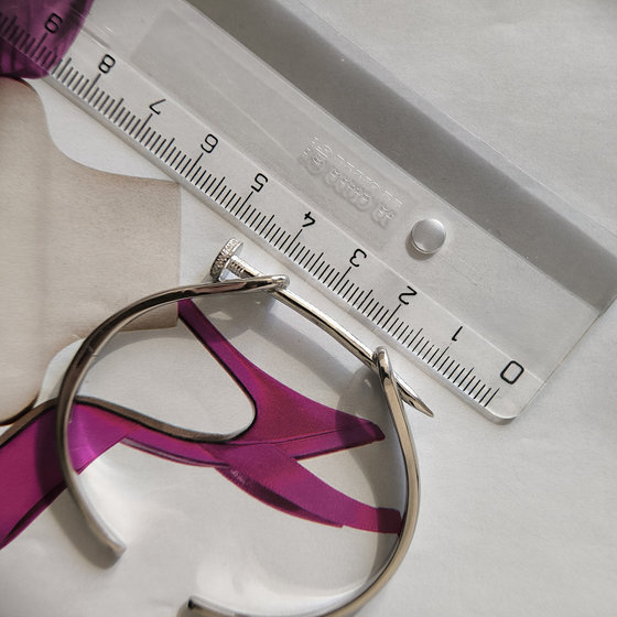 Silver bracelet with cubic zirconia