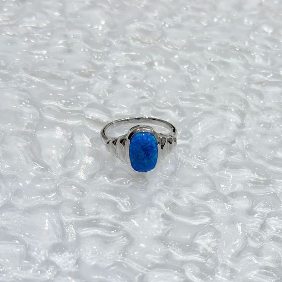 Silver ring with opal 1.442ct
