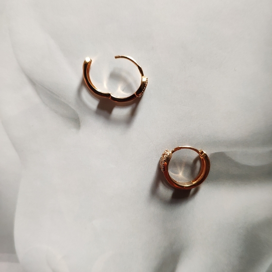 Золотые серьги с фианитами