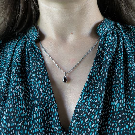 Серебряная подвеска с гранатом 1.041ct
