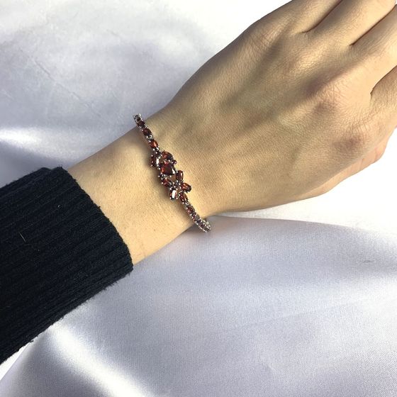 Срібний браслет з гранатом 11.613ct