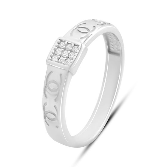 Silver ring with cubic zirconia