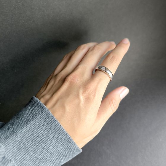 Срібна каблучка з фіанітами