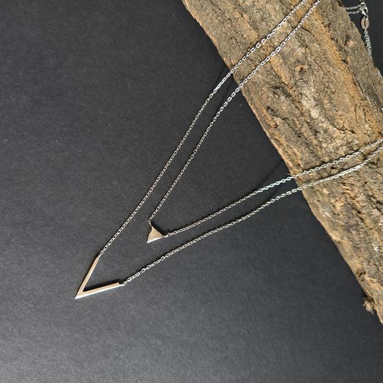 Silver necklace without stones