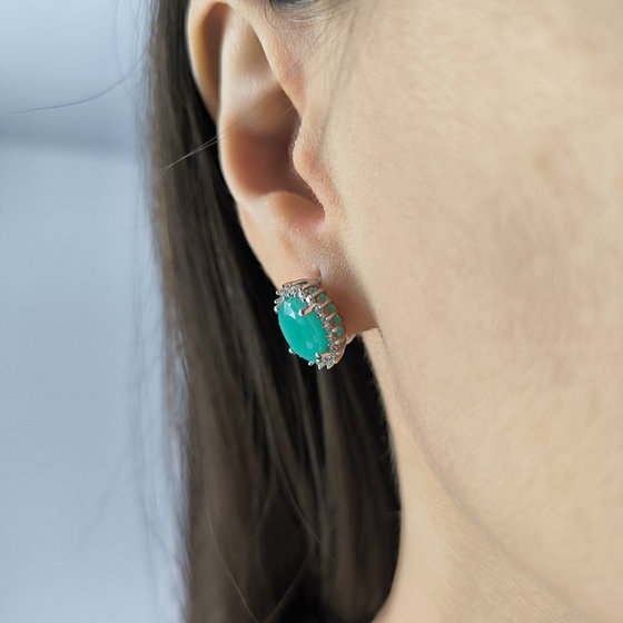 Срібні сережки зі смарагдом 5,635 карата та фіанітами