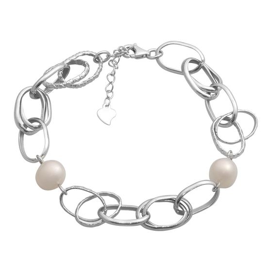Silver bracelet with pearls