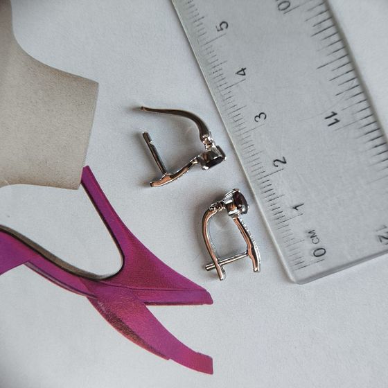 Срібні сережки з гранатом 1.411ct