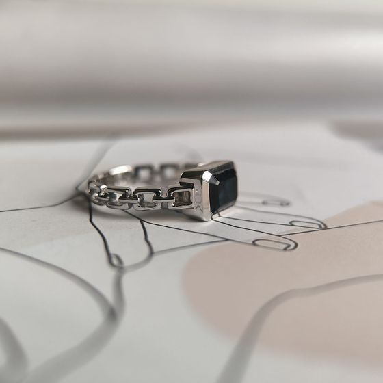 Срібна каблучка із сапфіром nano 1.467ct