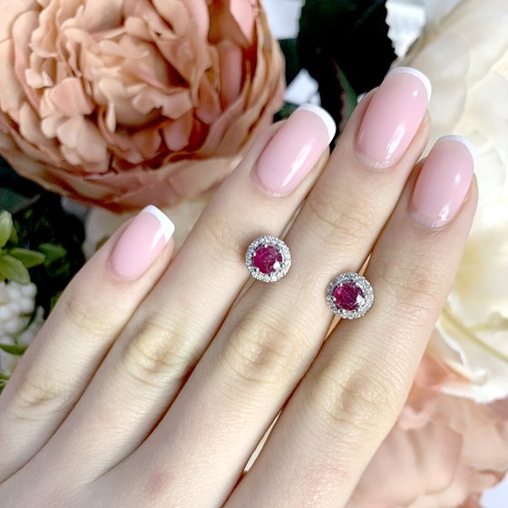 Срібні сережки з рубіном 1,565 карата