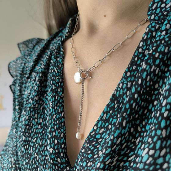 Silver necklace with baroque pearls