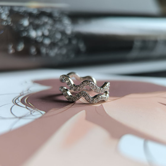 Silver earrings with cubic zirconia