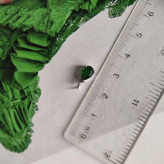 Серебряная подвеска с изумрудом nano 0.605ct