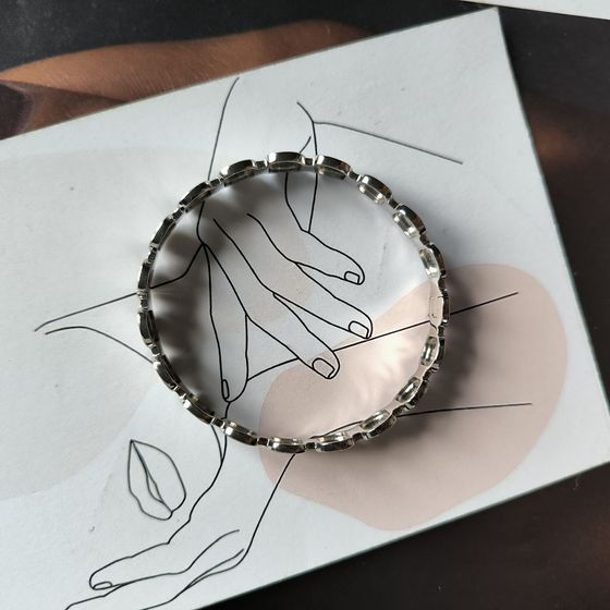 Silver bracelet without stones