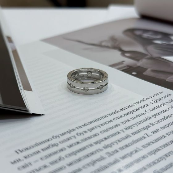 Серебряное кольцо с фианитами