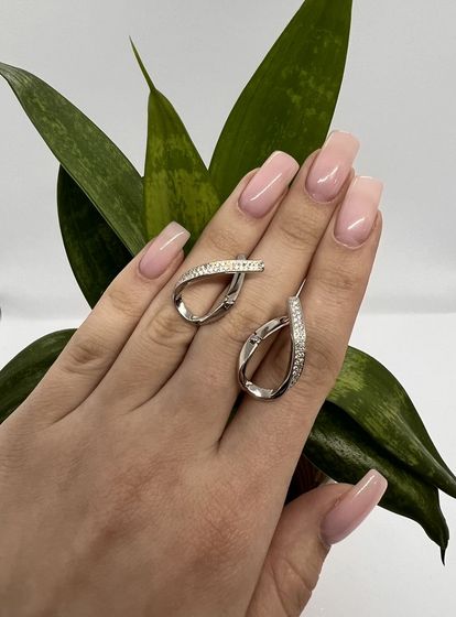 Срібні сережки з фіанітами