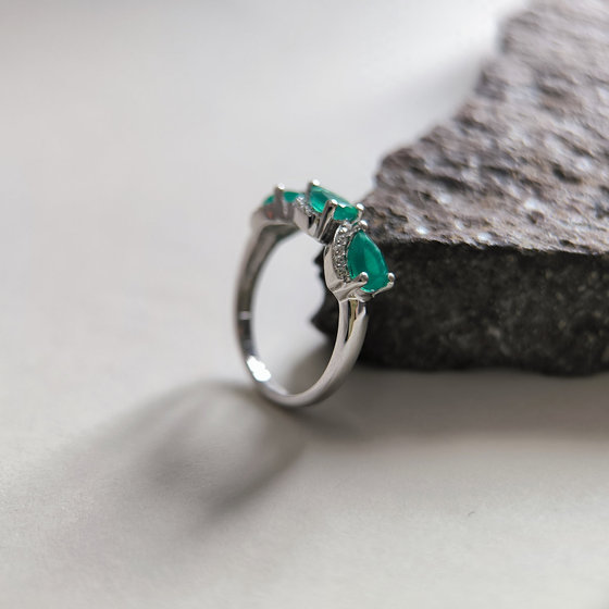 Срібне кільце з агатом 1,48 карата