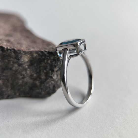 Срібне кільце з сапфіром nano 1.488ct