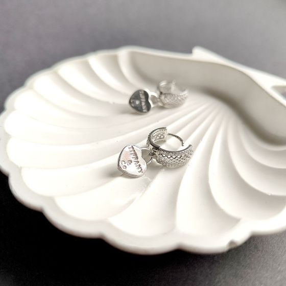 Серебряные серьги с фианитами