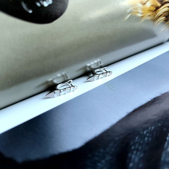 Срібні сережки з фіанітами