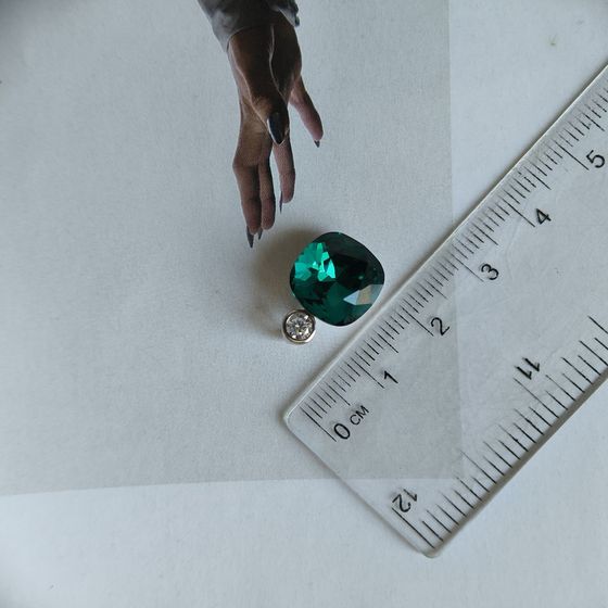 Срібна підвіска з фіанітами