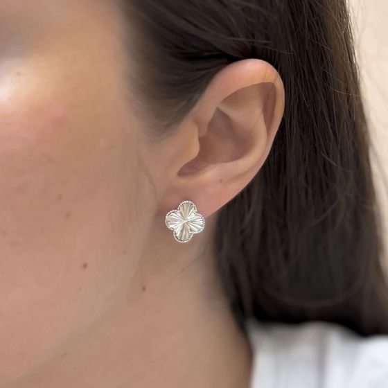 Срібні сережки без каменів