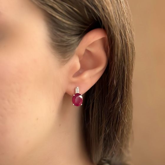 Срібні сережки з рубіном 7,507 карата