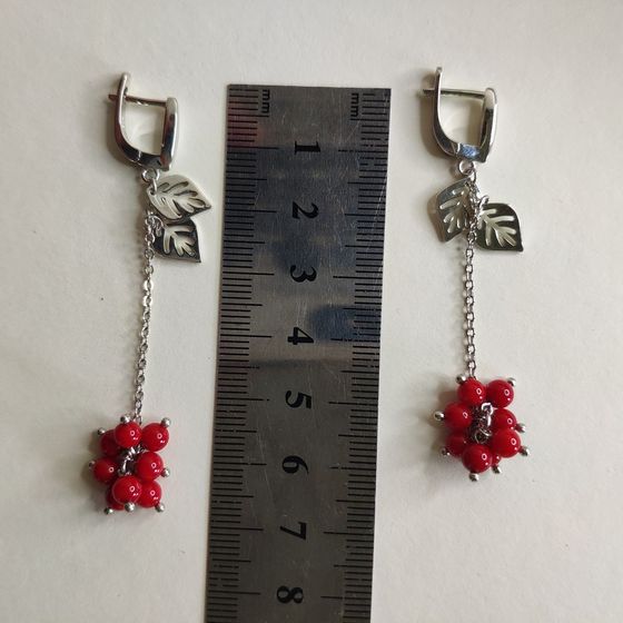 Срібні сережки з коралом