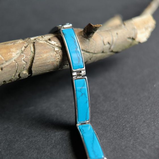 Silver bracelet with turquoise