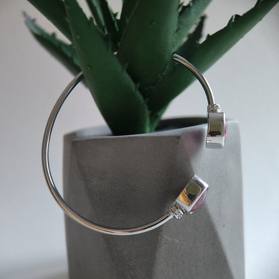 Срібний браслет з рубіном 9.699ct, фіанітами