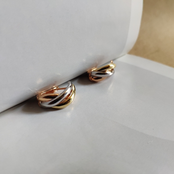 Золотые серьги без камней