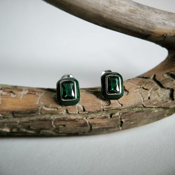 Срібні сережки з фіанітами, емаллю