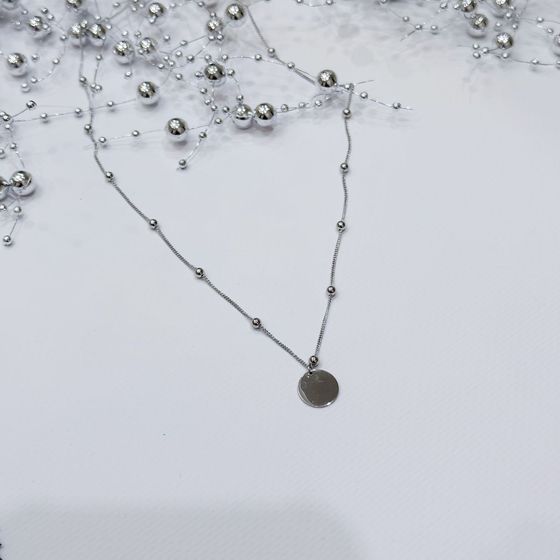 Silver necklace without stones