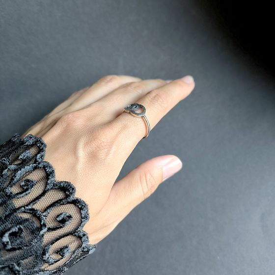 Срібна каблучка з фіанітами